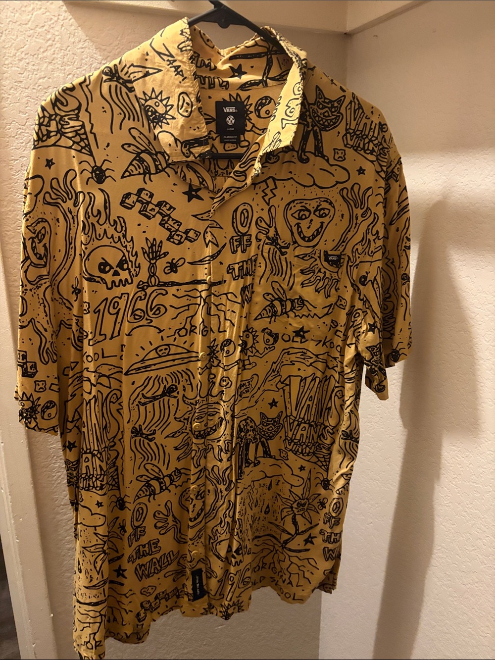 Vans Yellow Short-Sleeve Button-Up Shirt with Black Graphic Print